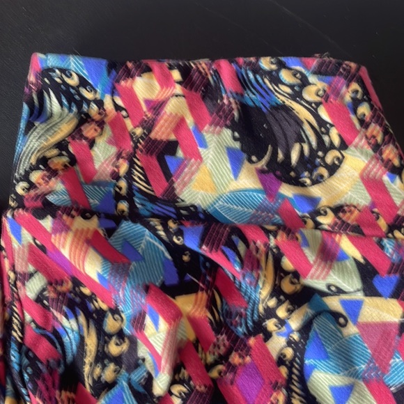 LuLaRoe soft one size leggings - muted colors - Picture 3 of 5